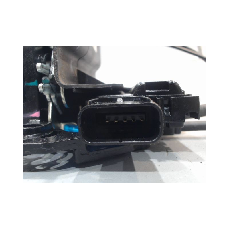 SYSTEME CONDAMNATION AVANT DROIT HYUNDAI I10