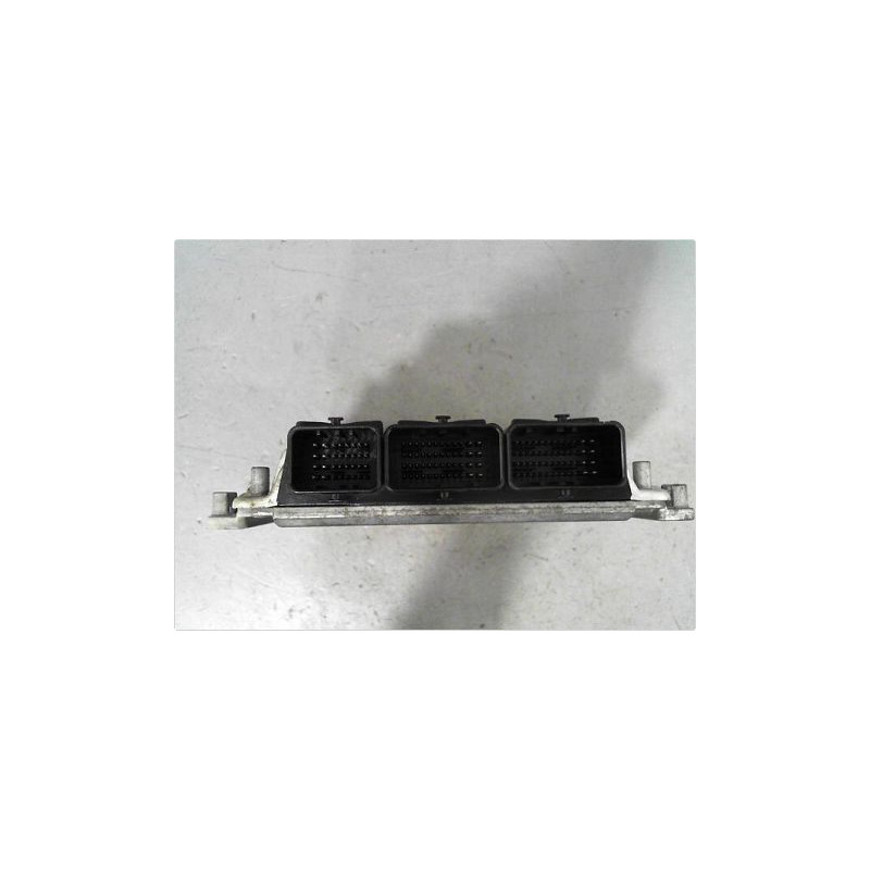 CALCULATEUR MOTEUR RENAULT MASTER COURT 98-2003