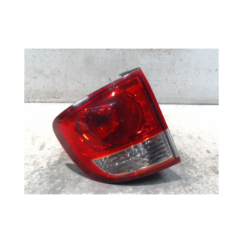 FEU ARRIERE GAUCHE  SSANGYONG KYRON 2005-