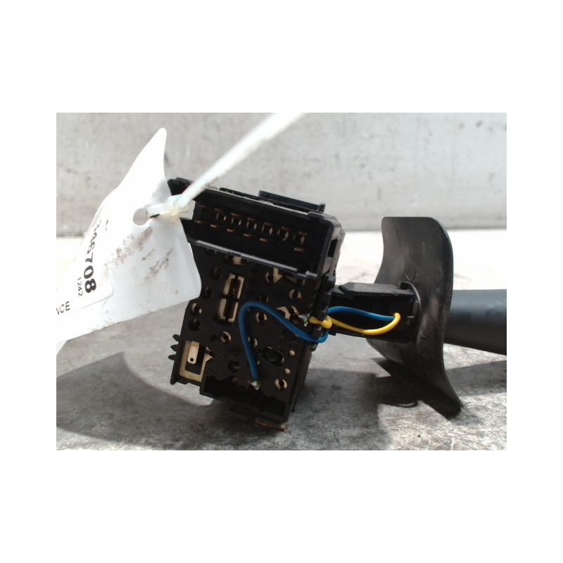 COMMANDE CLIGNOTANT RENAULT CLIO II PH.2 01-06