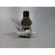 POMPE LAVE-GLACE AVANT HYUNDAI VELOSTER