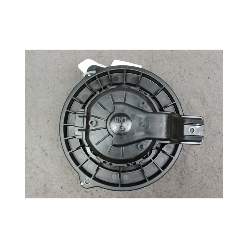 MOTEUR VENTILATEUR CHAUFFAGE HYUNDAI VELOSTER