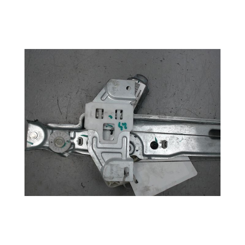 MECANISME+MOTEUR LEVE-GLACE ARRIERE DROIT FORD KA+