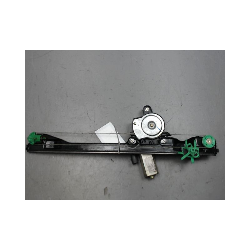 MECANISME+MOTEUR LEVE-GLACE AVANT GAUCHE FIAT PUNTO 2003-
