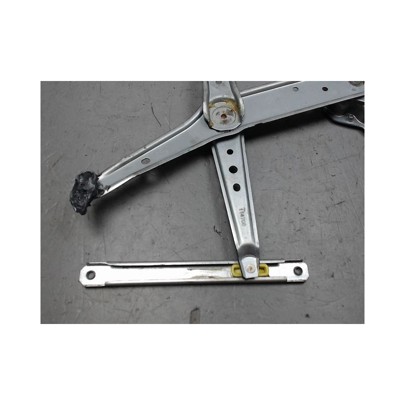 MECANISME+MOTEUR LEVE-GLACE AVANT GAUCHE OPEL CORSA 03-06
