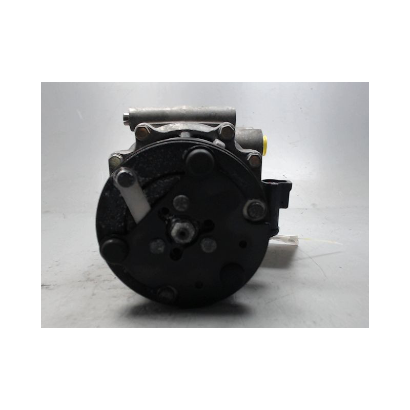 COMPRESSEUR AIR CONDITIONNE FORD FIESTA 02 -05