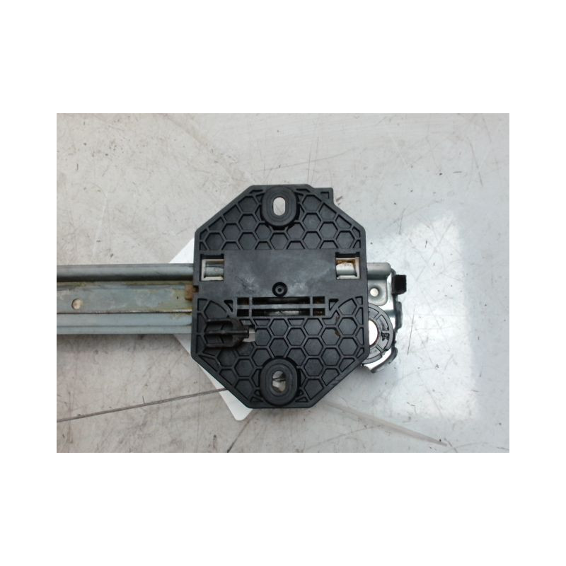 MECANISME+MOTEUR LEVE-GLACE ARRIERE DROIT DACIA SANDERO 2008-