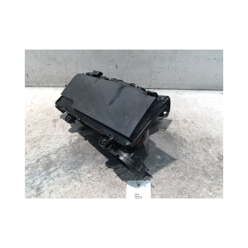 BOITIER FILTRE A AIR PEUGEOT 207 3P