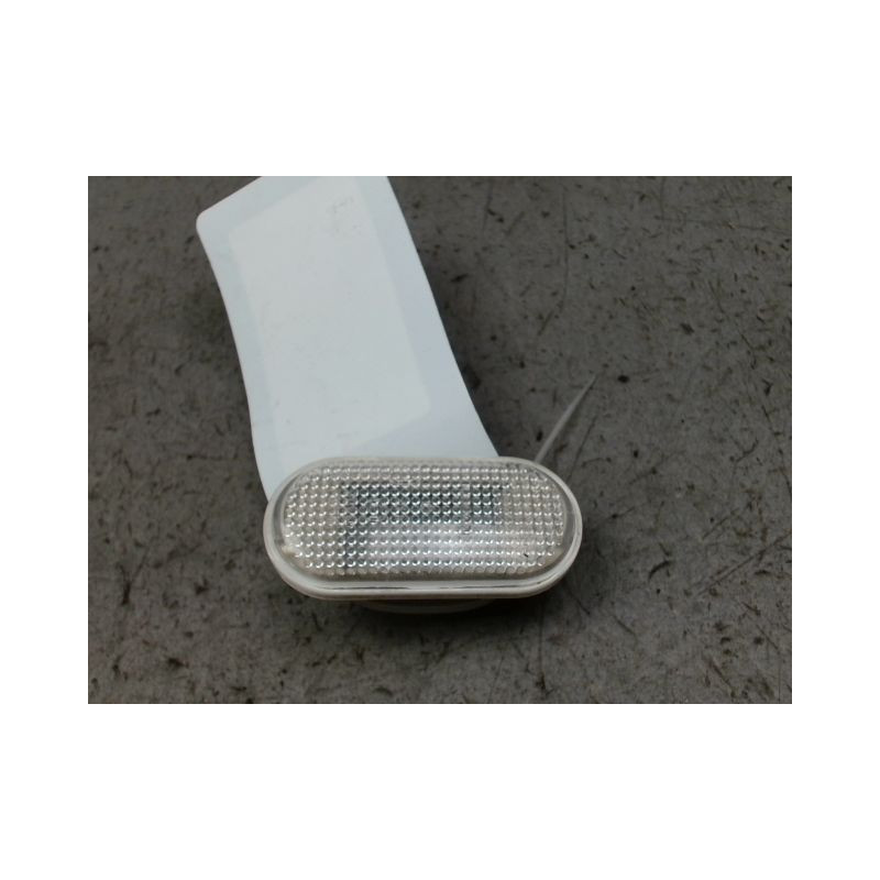 REPETITEUR AILE GAUCHE NISSAN NOTE