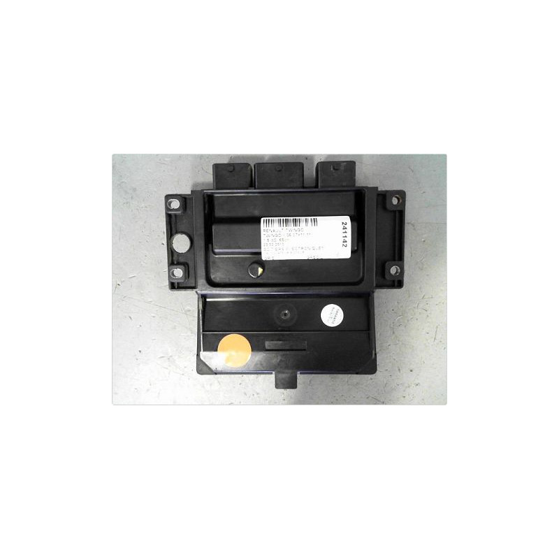CALCULATEUR MOTEUR RENAULT TWINGO II 07-11