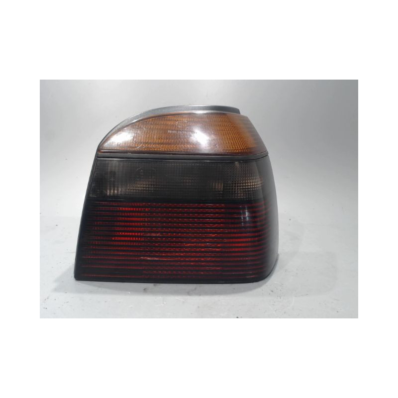 FEU ARRIERE DROIT VOLKSWAGEN GOLF