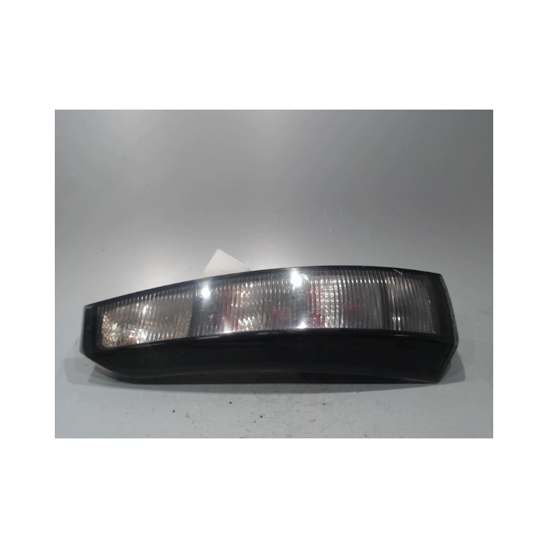 FEU ARRIERE DROIT OPEL MERIVA
