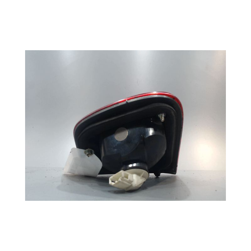 FEU ARRIERE INTERIEUR GAUCHE SEAT IBIZA