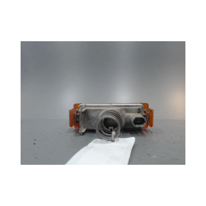 CLIGNOTANT GAUCHE RENAULT EXPRESS