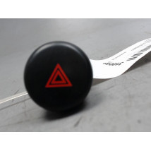 BOUTON DE WARNING NISSAN JUKE