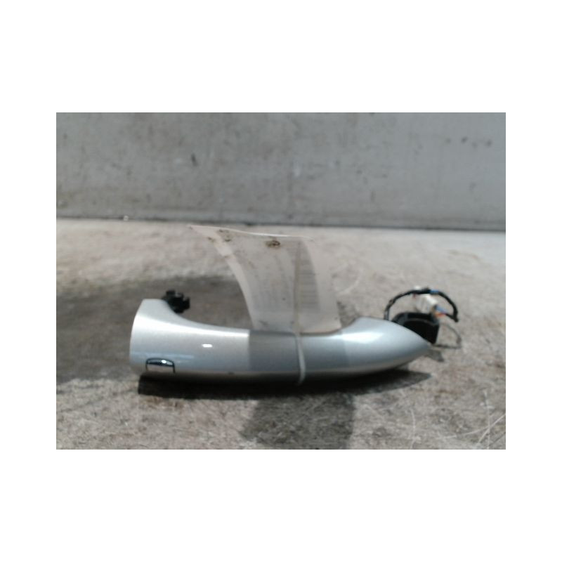 POIGNEE EXTERIEURE PORTE AVANT DROIT OPEL ASTRA BREAK 2004-