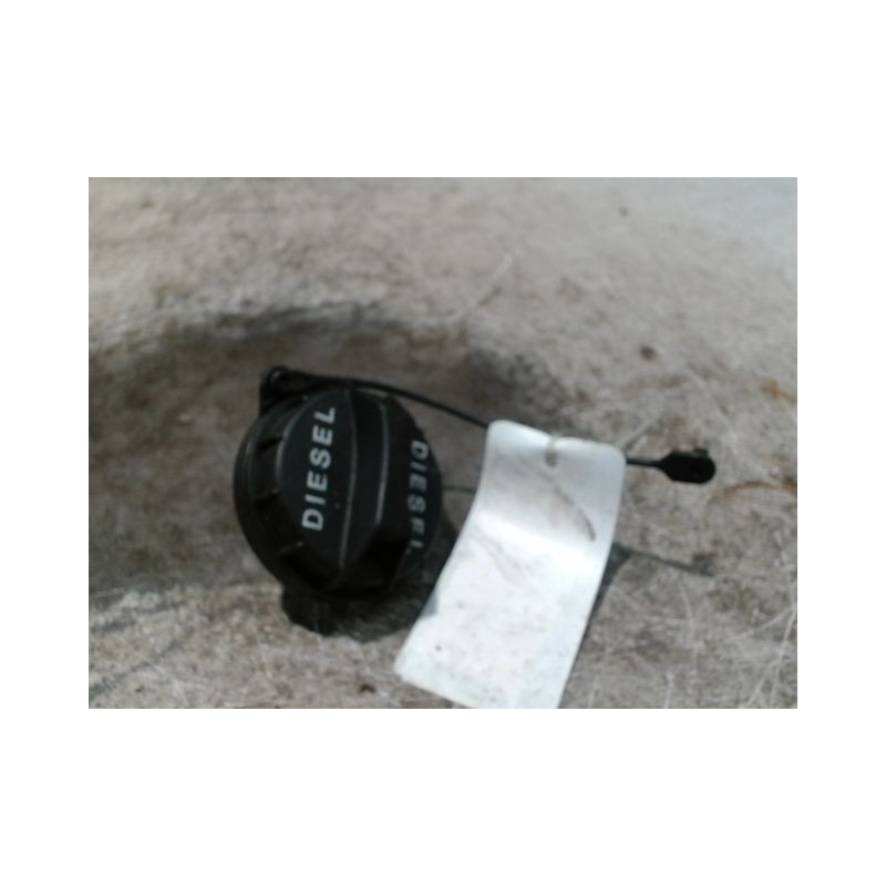 BOUCHON RESERVOIR A CARBURANT KIA CEE´D