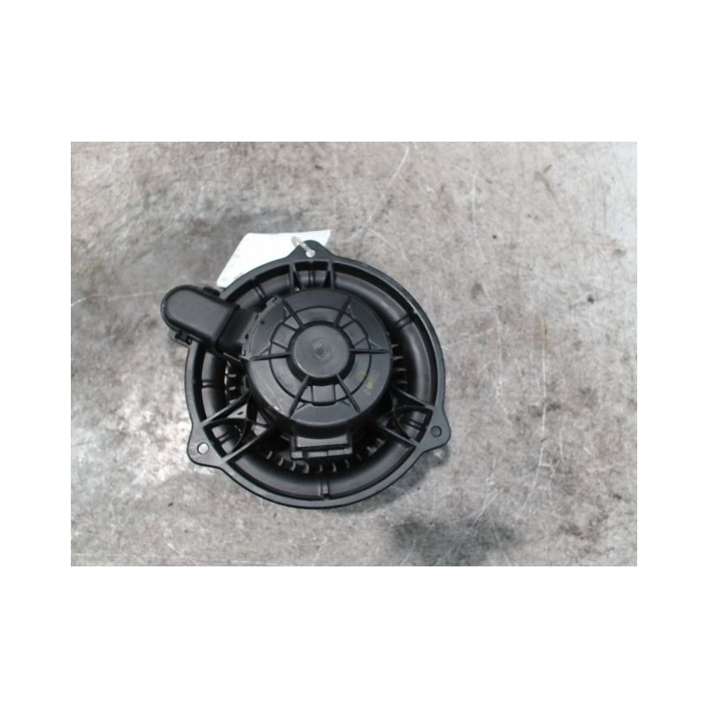 MOTEUR VENTILATEUR CHAUFFAGE KIA CEE´D