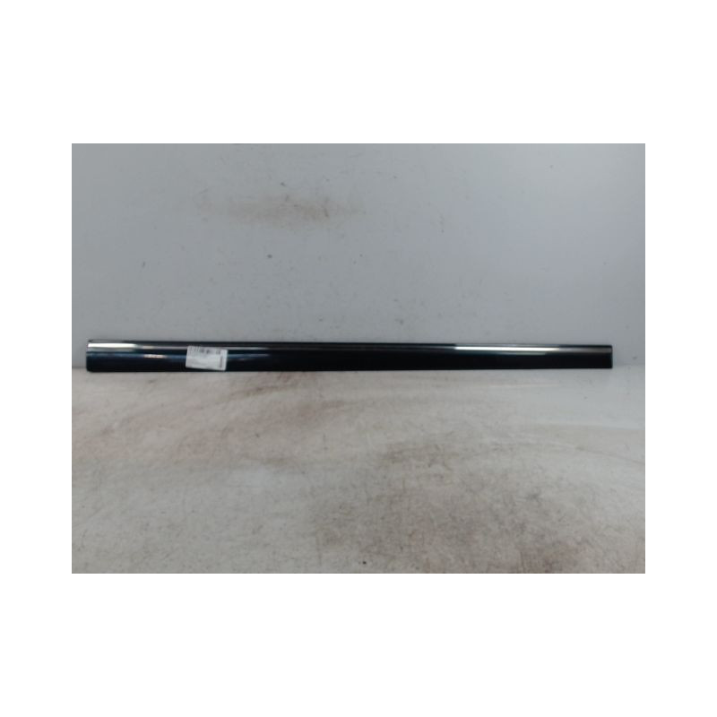 PROTECTION PORTE AVANT DROIT MERCEDES CLASSE C 2000-