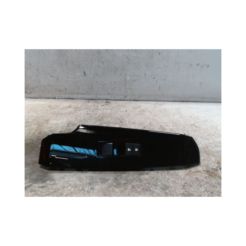 COMMANDE LEVE-GLACE PORTE AVD LEXUS IS 2006-
