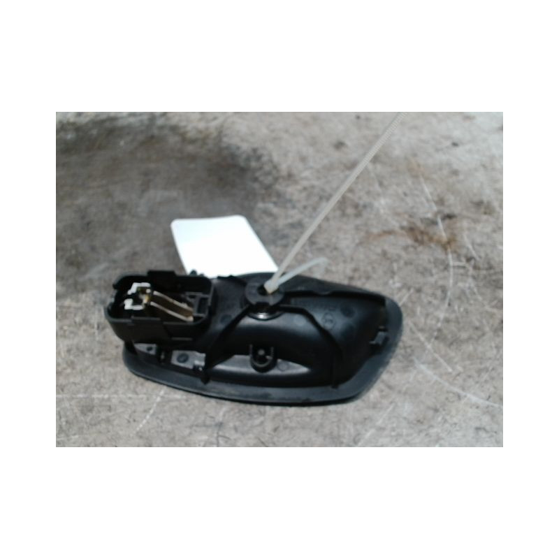 POIGNEE INTERIEURE PORTE AVANT DROIT RENAULT LAGUNA III 2009-