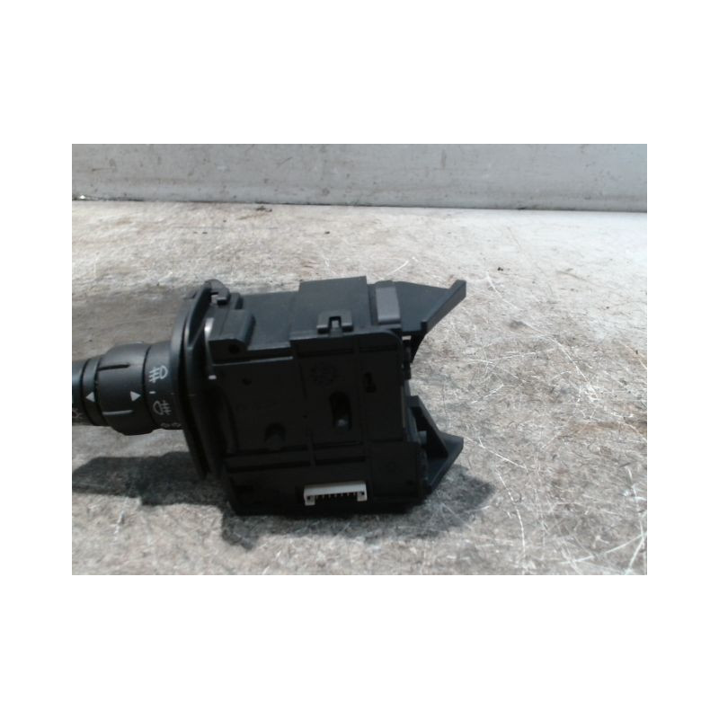 COMMANDE CLIGNOTANT RENAULT SCENIC II PH2 2006-