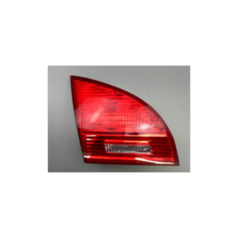 FEU ARRIERE INTERIEUR GAUCHE KIA VENGA 10-15