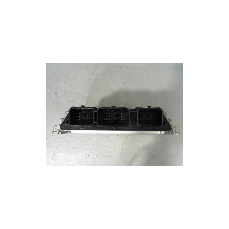 CALCULATEUR MOTEUR RENAULT SCENIC II PH.1 02-06