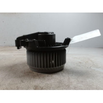 MOTEUR VENTILATEUR CHAUFFAGE TOYOTA AURIS 2010-