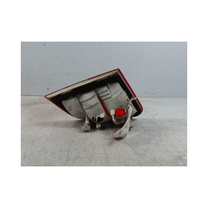FEU ARRIERE INTERIEUR GAUCHE MERCEDES CLASSE B 05-08