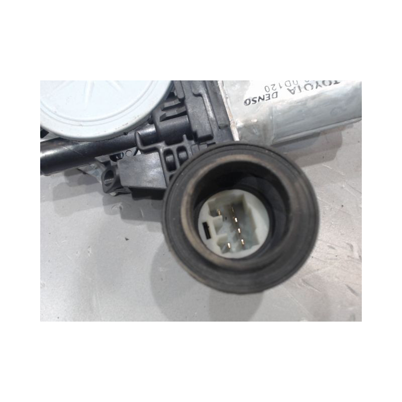 MECANISME+MOTEUR LEVE-GLACE ARRIERE DROIT TOYOTA AURIS