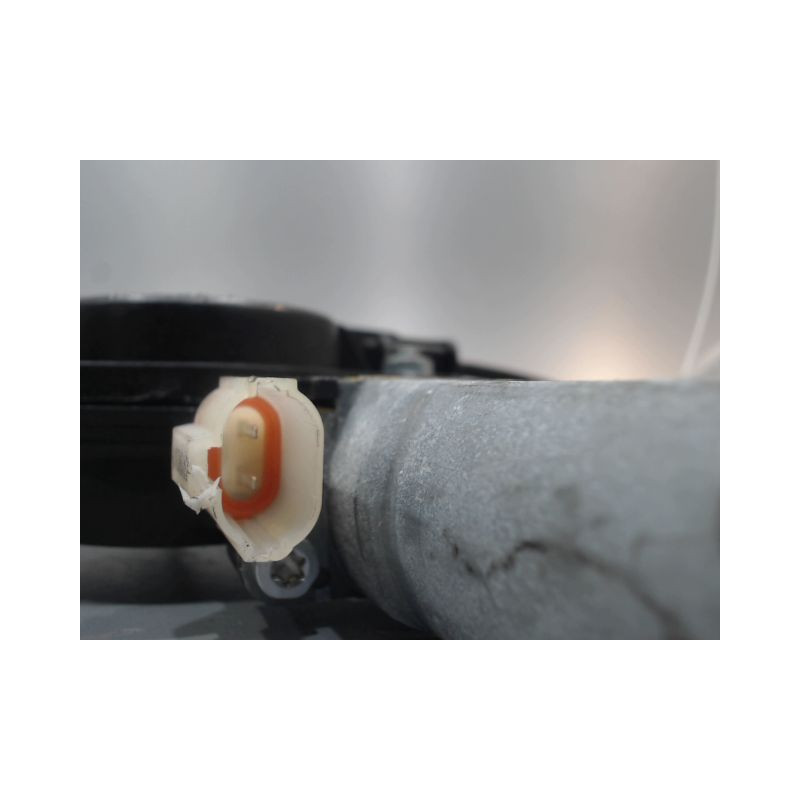 MECANISME+MOTEUR LEVE-GLACE AVANT DROIT HYUNDAI I10