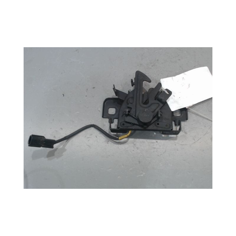SERRURE CAPOT RENAULT CLIO
