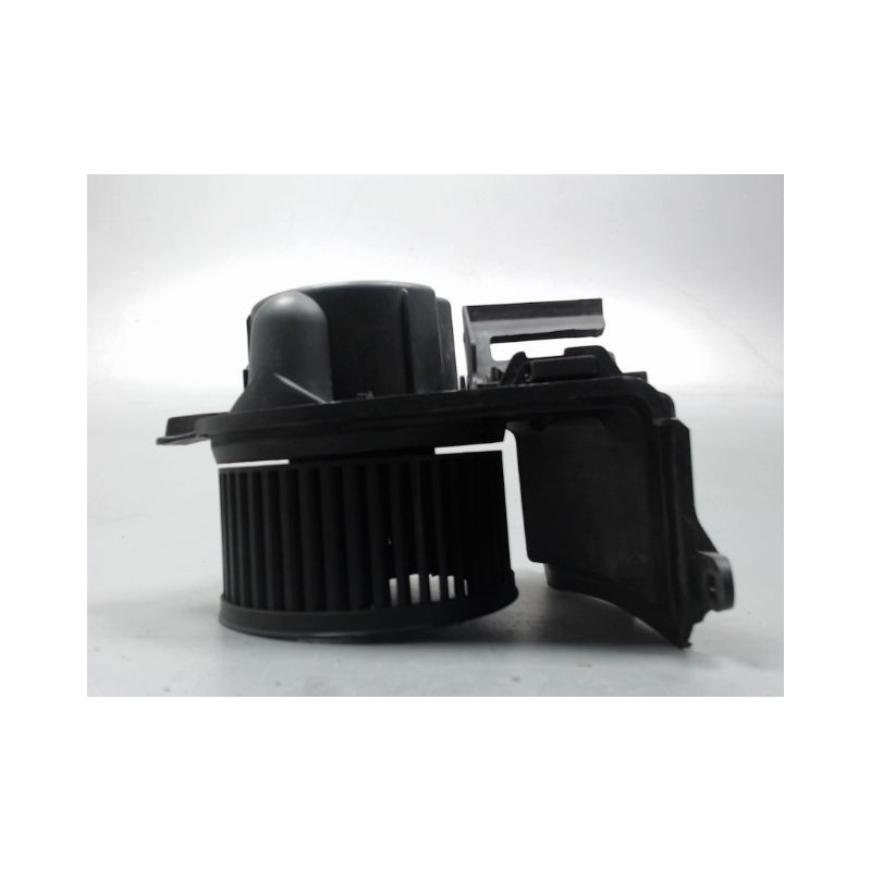 MOTEUR VENTILATEUR CHAUFFAGE RENAULT CLIO
