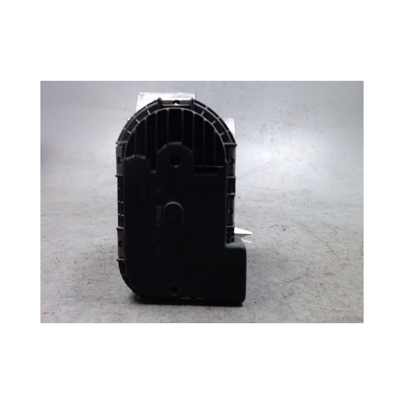 BOITIER PAPILLON PEUGEOT 206 SW 02-06