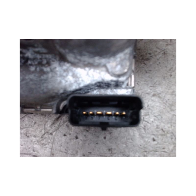 BOITIER PAPILLON PEUGEOT 206 SW 02-06