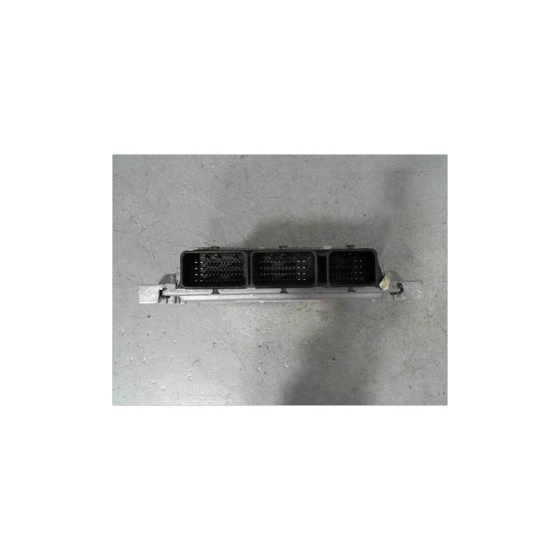 CALCULATEUR MOTEUR RENAULT SCENIC II PH.1 02-06