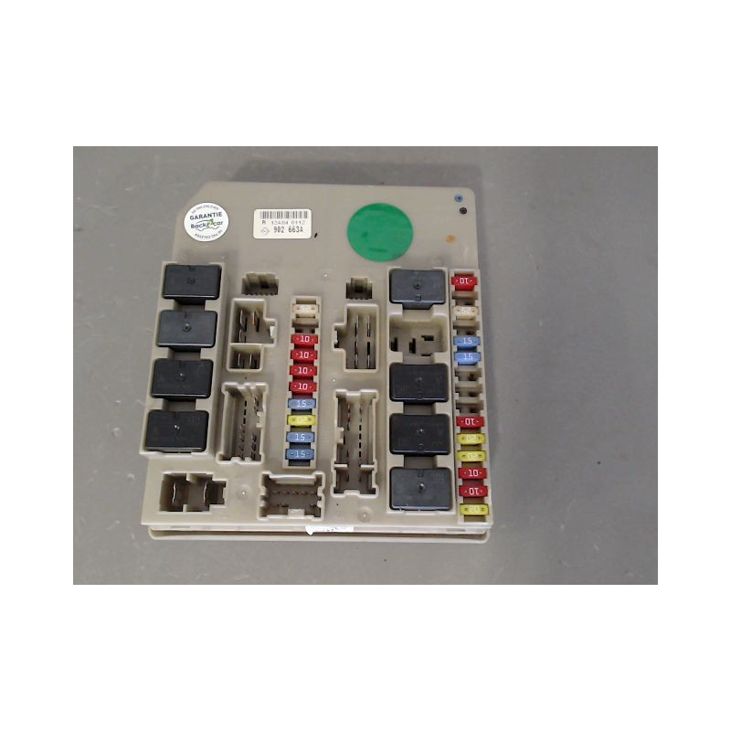 BOITE A FUSIBLES RENAULT CLIO III 2009-