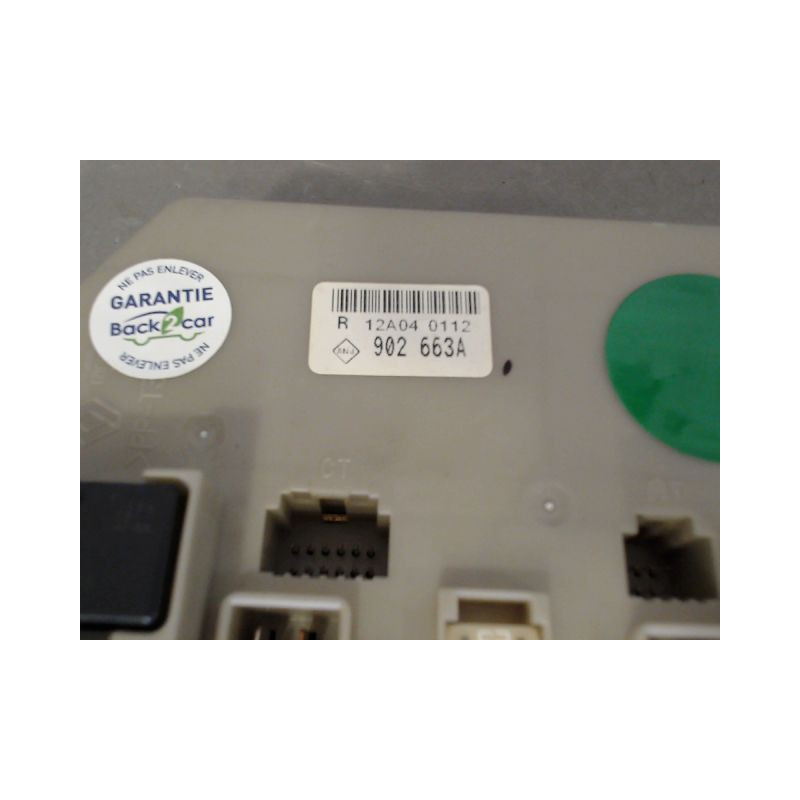BOITE A FUSIBLES RENAULT CLIO III 2009-