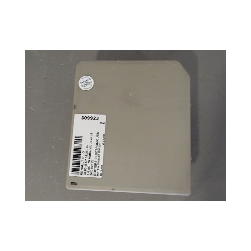 BOITE A FUSIBLES RENAULT CLIO III 2009-