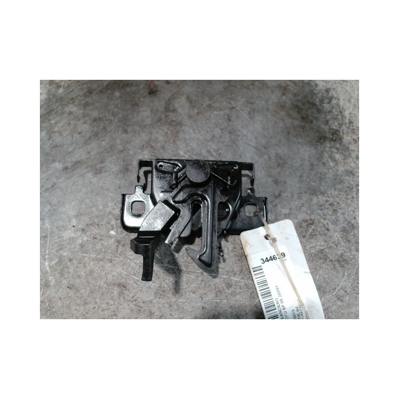 SERRURE CAPOT DACIA SANDERO 2008-