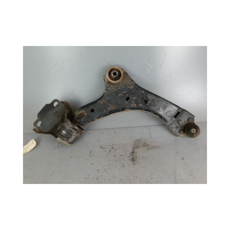 TRIANGLE INFERIEUR AVANT DROIT FORD MONDEO 3 PHASE 1 GASOIL