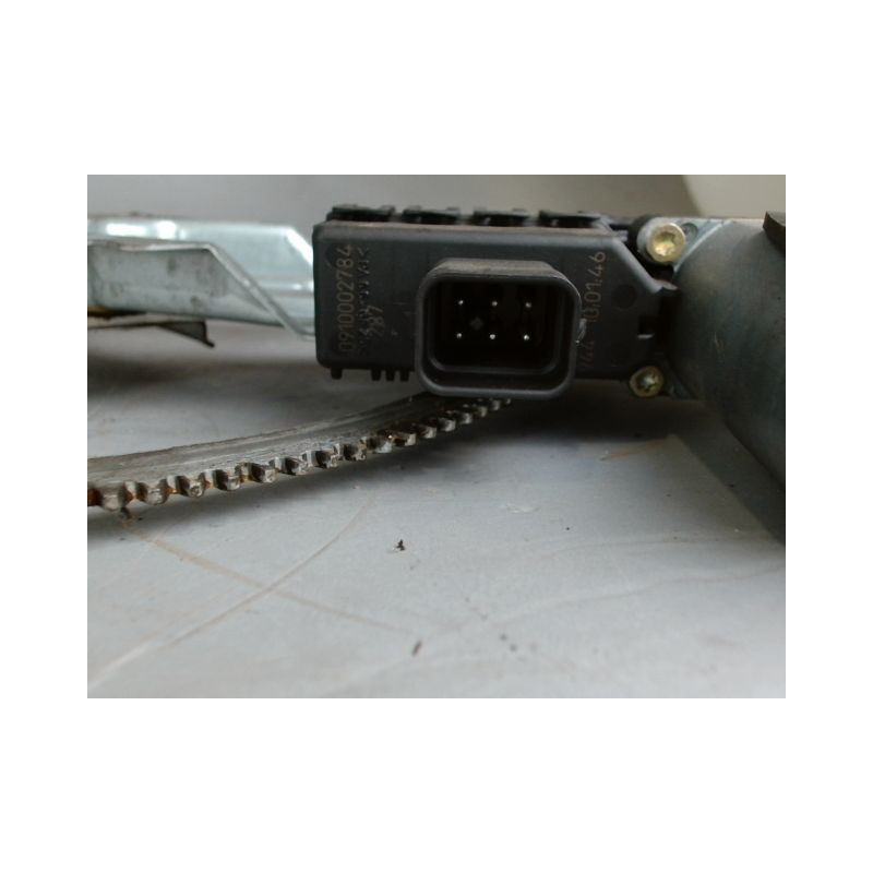 MECANISME+MOTEUR LEVE-GLACE AVANT GAUCHE OPEL ZAFIRA A GASOIL