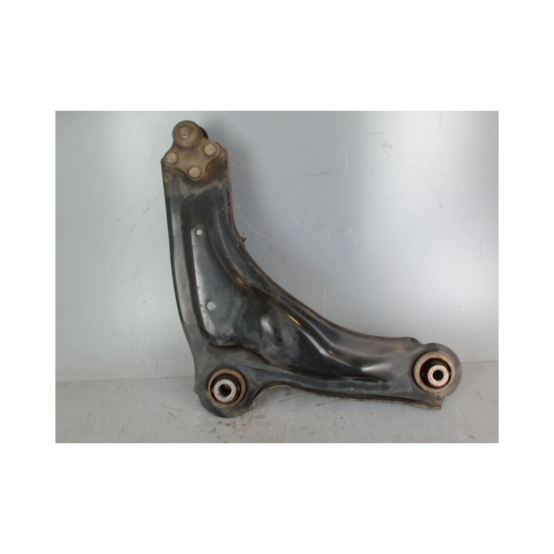 TRIANGLE INFERIEUR AVANT GAUCHE RENAULT LAGUNA 2 PHASE 2 GASOIL