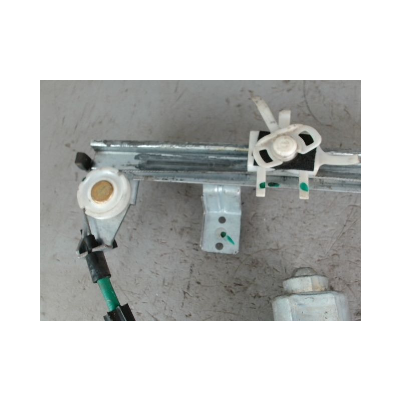 MECANISME+MOTEUR LEVE-GLACE AVANT GAUCHE FIAT MULTIPLA PHASE 1 GASOIL