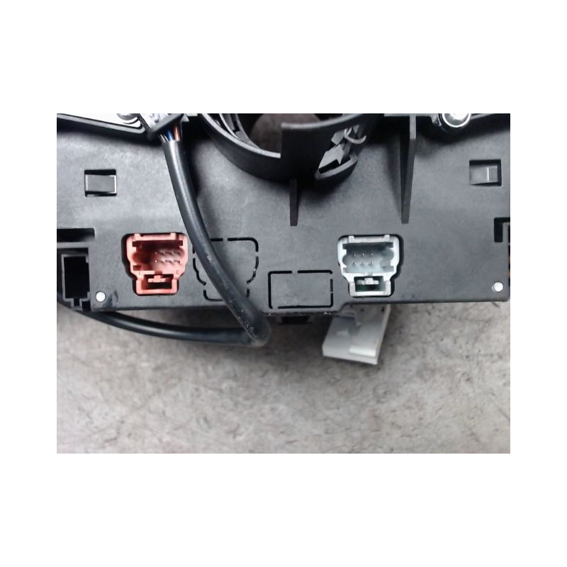 BLOC COMMODOS PEUGEOT 207 ESSENCE