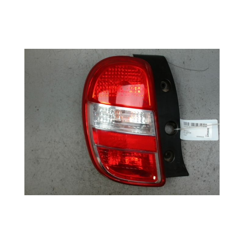 FEU ARRIERE GAUCHE  NISSAN MICRA