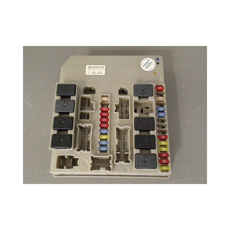 BOITE A FUSIBLES RENAULT CLIO III 2009-