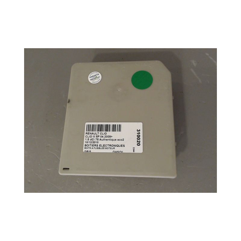 BOITE A FUSIBLES RENAULT CLIO III 2009-