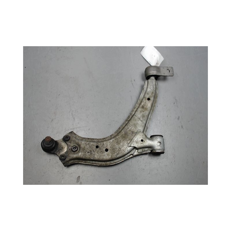 TRIANGLE INFERIEUR AVANT DROIT PEUGEOT 306
